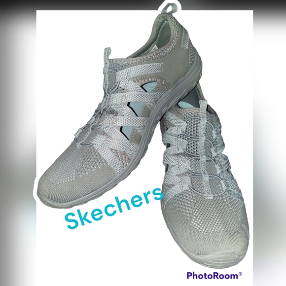 Skechers Relaxed Fit Reggae Slip-On Shoes Women's Size 9 - Picture 1 of 10